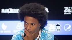 RS - PORTO ALEGRE - 09/09/2025 - GREMIO, APRESENTACAO DE WILLIAN E ENZO - Willian fala aos jornalista durante sua apresentacao oficial como jogador do Gremio em coletiva de imprensa realizada no Arena do Gremio.