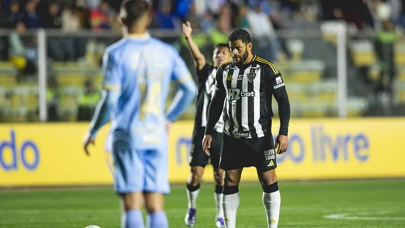 Hulk contra o Bolívar. Foto: Pedro Souza / Atlético