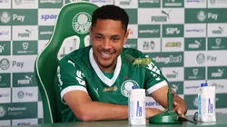 Vitor Roque em entrevista coletiva (Cesar Greco/Palmeiras)
