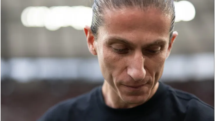 Filipe Luis tecnico do Flamengo durante partida contra o Gremio no estadio Maracana pelo campeonato Brasileiro A 2025. Foto: Jorge Rodrigues/AGIF