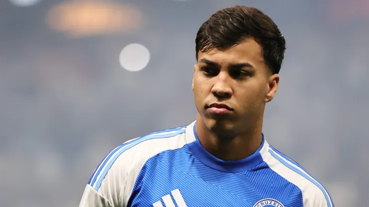 Kaio Jorge é um dos pendurados no Cruzeiro. Foto: Gilson Lobo/AGIF