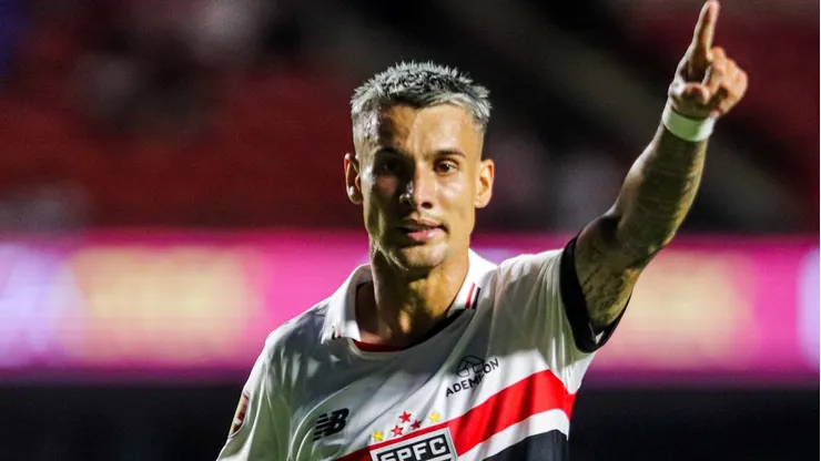 Ferreirinha durante jogo do SPFC.