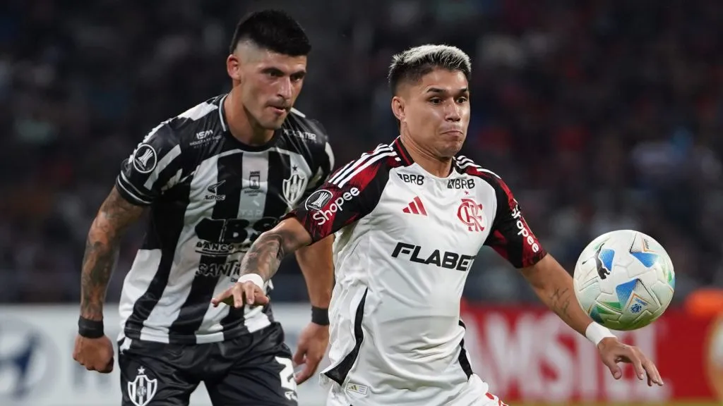 Flamengo e Central Córdoba pela Libertadores. (Joaquín Camiletti/Getty Images)