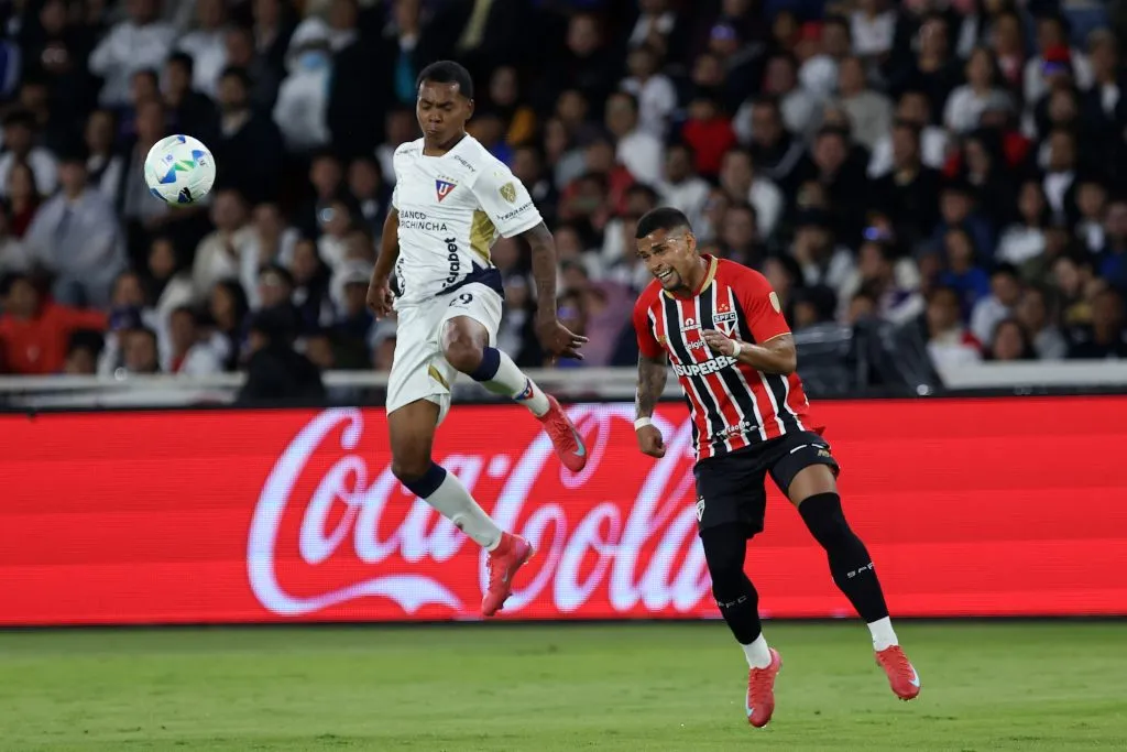 Equipe de Quito saiu em vantagem por vaga na semifinal. Foto; Franklin Jacome/Getty Images