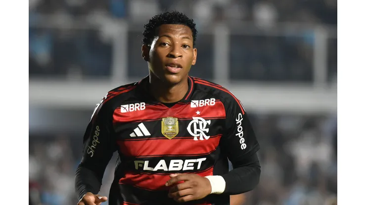 Plata dá mais uma assistência no Flamengo. Foto: Jota Erre/AGIF