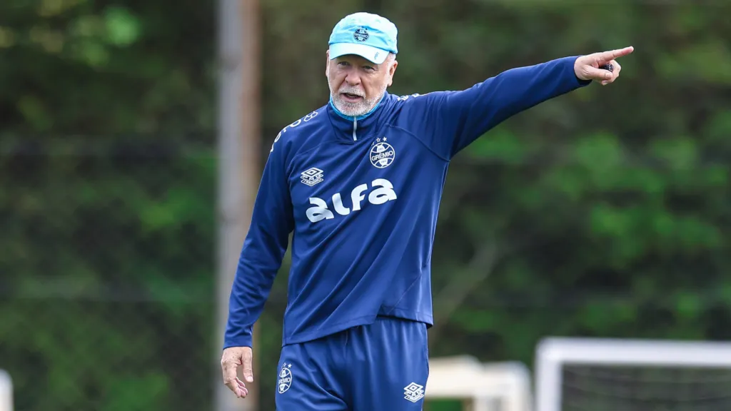 Mano Menezes, técnico do Grêmio