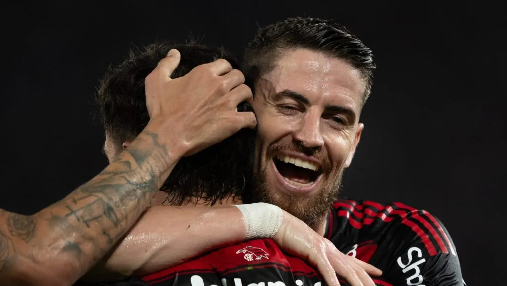 Foto: Jorge Rodrigues/AGIF – Jorginho tem retorno programado para a Libertadores.