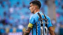 Franco Cristaldo jogador do Gremio durante partida contra o Santos no estadio Arena do Gremio pelo campeonato Brasileiro A 2025. Foto: Maxi Franzoi/AGIF