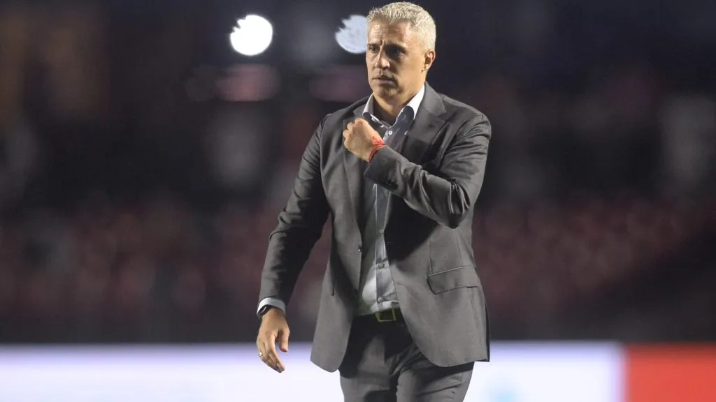 Hernan Crespo tecnico do Sao Paulo durante partida contra o Botafogo no estadio Morumbi pelo campeonato Brasileiro A 2025. Foto: Alan Morici/AGIF