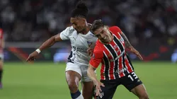 Enzo Díaz do São Paulo contra a LDU. (Photo by Franklin Jacome/Getty Images)