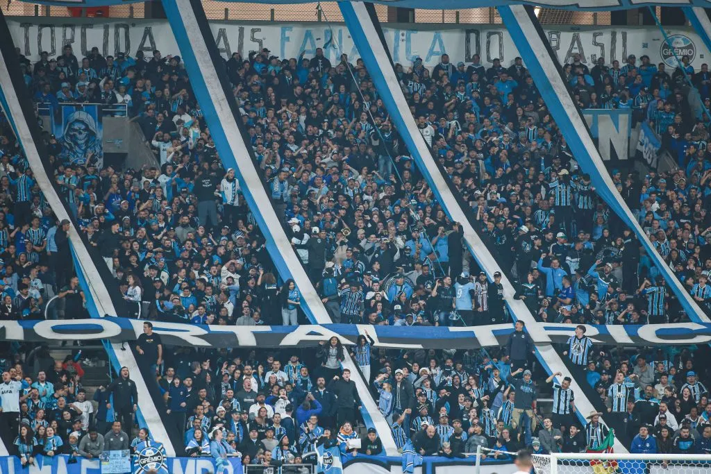 Torcida do Grêmio na partida contra o Corinthians. Foto: Maxi Franzoi/AGIF