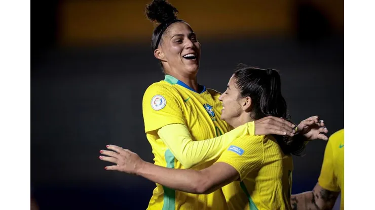 Amanda Gutierres comemora gol pela Amarelinha. Foto: Divulgação/Copa América