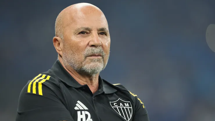 Jorge Sampaoli durante partida do Atlético Mineiro - Foto: Gilson Lobo/AGIF