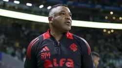 Roger Machado, técnico do Internacional em partida pelo campeonato brasileiro