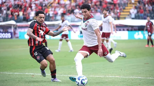 Fluminense terminou o 1º tempo em vantagem. Foto: Márcio José/AGIF