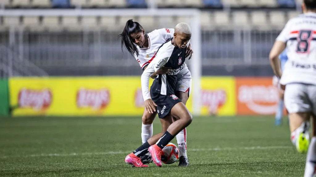 São Paulo e Corinthians em campo