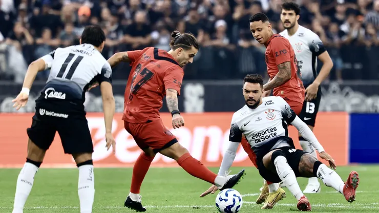 Sport x Corinthians se enfrentam pelo Campeonato Brasileiro A 2025. Foto: Marcello Zambrana/AGIF