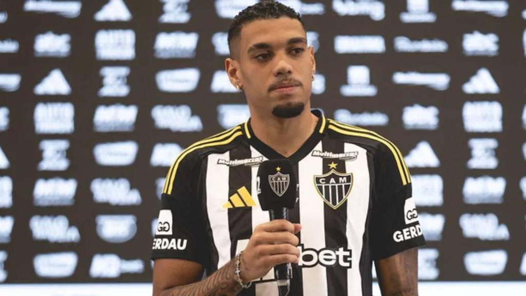 Ruan Tressoldi chegou se recuperando de uma cirurgia (Foto: Pedro Souza / Atlético)