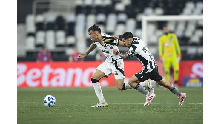 Narrador criticou atuação do Galo contra Botafogo (Foto: Pedro Souza / Atlético)