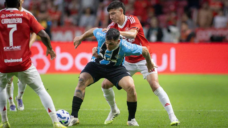Internacional x Grêmio. Foto: Maxi Franzoi/AGIF
