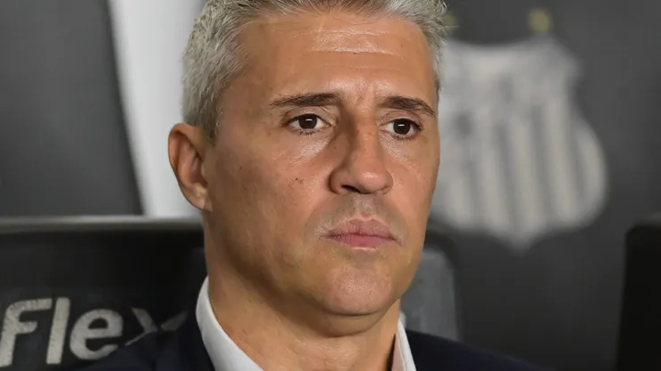Crespo perde Ferreirinha e Luan por lesão em 15 minutos e precisa fazer mudanças em Santos x São Paulo