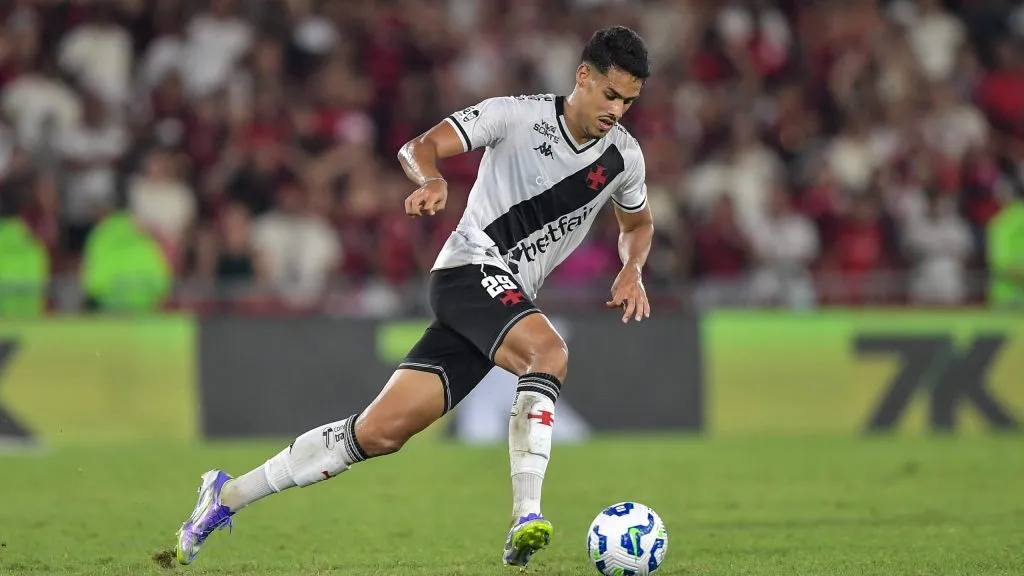 Lucas Oliveira no Vasco. Foto: Thiago Ribeiro/AGIF