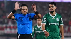 Flaco López em campo pelo Palmeiras. (Photo by Marcelo Endelli/Getty Images)