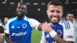 Bolasie e Matheus Henrique festejam vitória sobre o Bragantino (Gustavo Martins/ Cruzeiro)