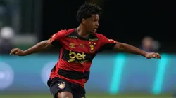 Zé Lucas teve seu gol anulado diante do Corinthians.