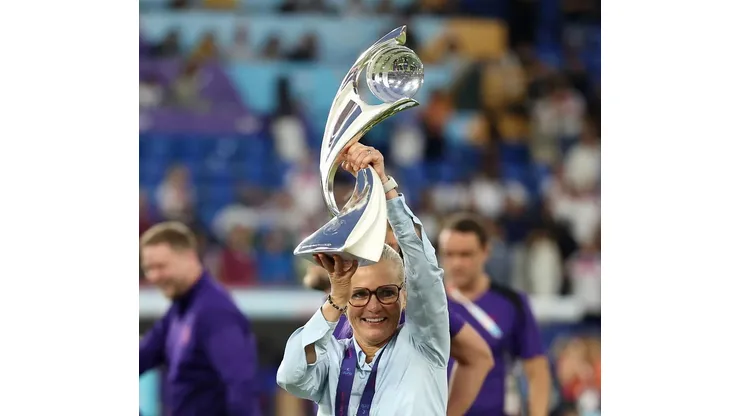 Técnica da Inglaterra vence o Globo de Ouro. Foto: reprodução/Instagram/@sarina.wiegman