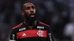 Gerson em partida pelo Flamengo