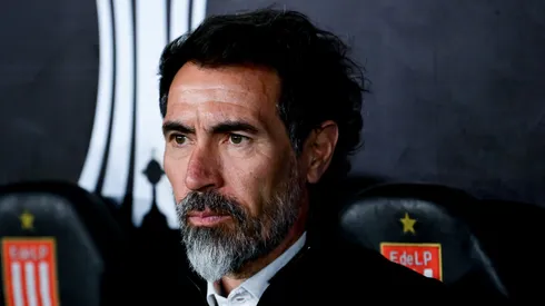 Eduardo Domínguez, técnico do Estudiantes, não pegou leve e alfinetou Flamengo antes de decisão pela Libertadores
