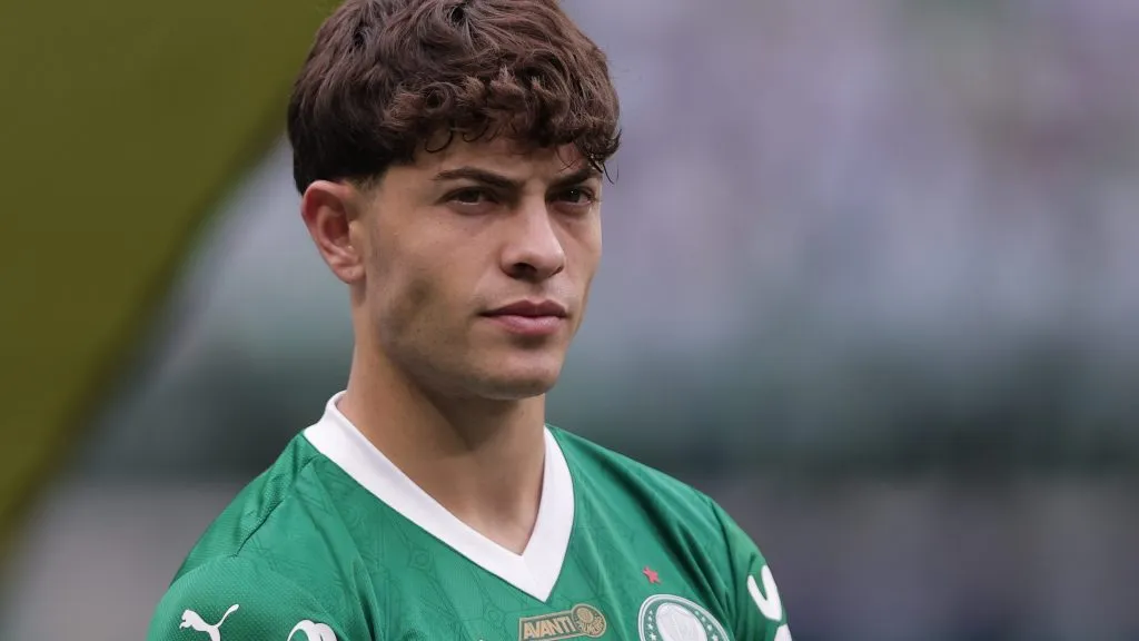 Giay durante partida. Foto: Ettore Chiereguini/AGIF