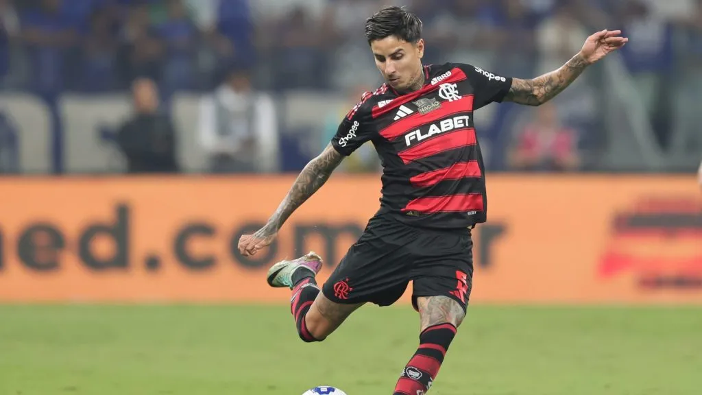 Pulgar tem retorno confirmado ao elenco do Flamengo – Foto: Gilson Lobo/AGIF
