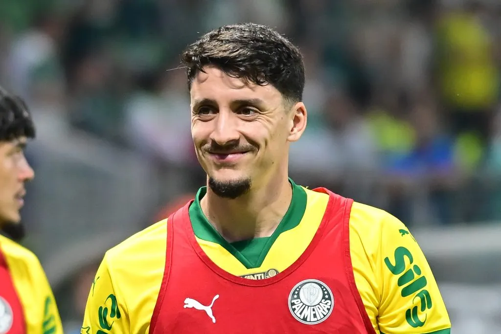 Piquerez está pendurado e pode ser poupado para o clássico contra o São Paulo. Foto: Jota Erre/AGIF