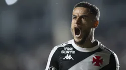 Philippe Coutinho em ação pelo Vasco da Gama no Brasileirão Betano - Foto: Jorge Rodrigues/AGIF