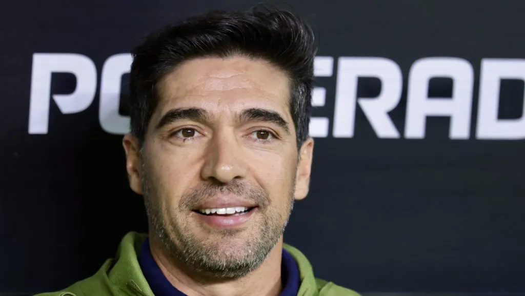 Abel não deve poupar jogadores no Brasileirão. Foto: Marcello Zambrana/AGIF