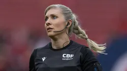 Arbitragem. Foto: Liamara Polli/AGIF