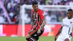 Luciano, atacante do São Paulo em partida pelo campeonato brasileiro