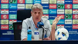 Renato Gaúcho na coletiva após a eliminação para o Lanús (MARCELO GONÇALVES / FLUMINENSE F.C.)