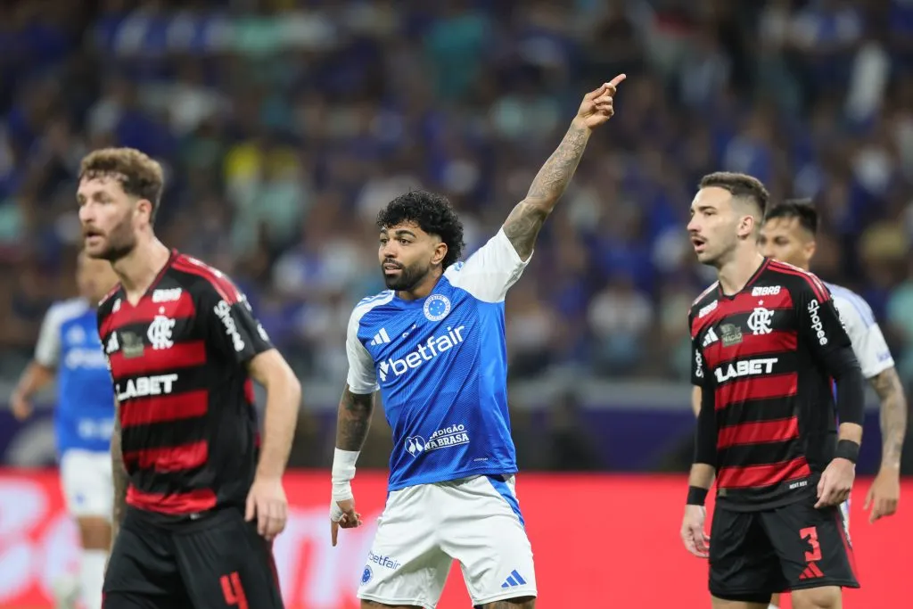 Gabigol, jogador do Cruzeiro durante partida contra o Flamengo no estadio Mineirao pelo campeonato Brasileiro A 2025.  Foto: Gilson Lobo/AGIF