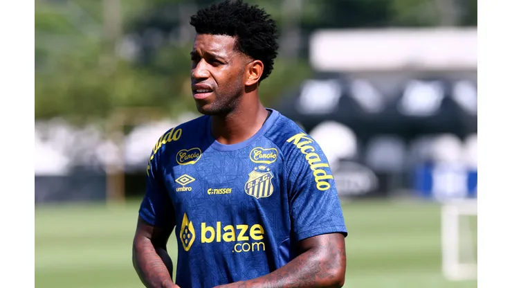 Gil brinca sobre entradas em Neymar e lembra conselho de Tite nos clássicos em 2013. Foto: Mauricio De Souza/AGIF