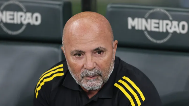 Sampaoli durante partida no Mineirão.