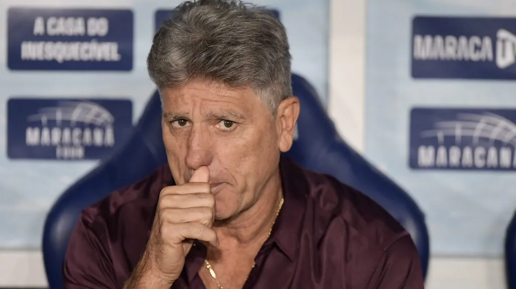 Renato Gaúcho durante partida. Foto: Thiago Ribeiro/AGIF