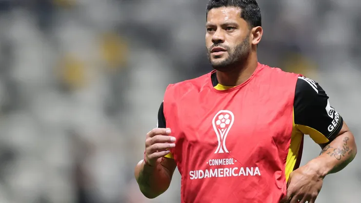 Hulk jogador do Atletico-MG durante aquecimento antes da partida contra o Bolivar no estadio Arena MRV pelo campeonato Copa Sul-americana 2025. Foto: Gilson Lobo/AGIF