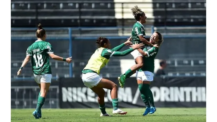 Jogadoras do Palmeiras comemoram gol. Foto: Divulgação/CBF