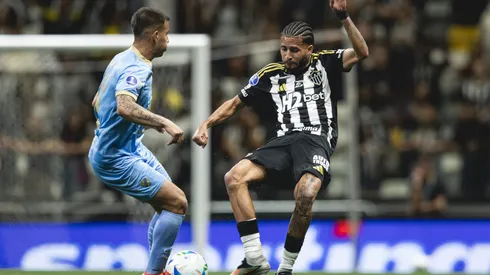 Volante reclamou de dores no joelho - Foto: Pedro Souza/Atlético-MG.