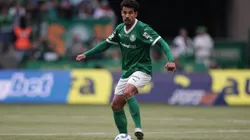 Lucas Evangelista em ação pelo Palmeiras. Foto: Ettore Chiereguini/AGIF
