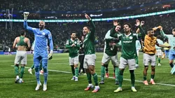Jogadores do Palmeiras comemoram vitória durante partida contra o River Plate - Foto: Alan Morici/AGIF