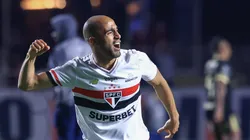 Lucas e Oscar devem voltar a atuar juntos contra a LDU. Foto: Marcello Zambrana/AGIF